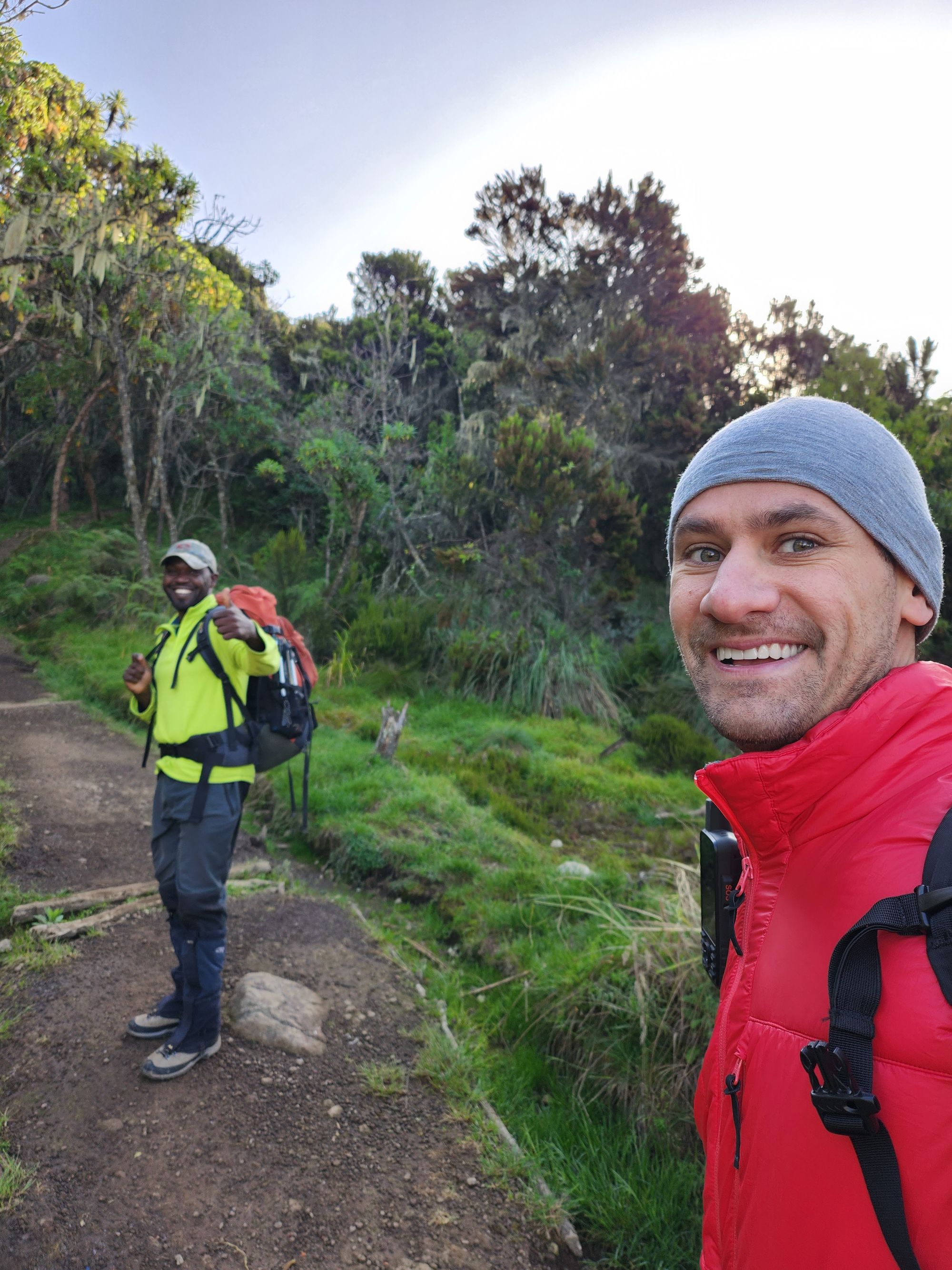 Plimbare pe Kilimanjaro. Vârful Uhuru (5895 m) - cel mai înalt din Tanzania