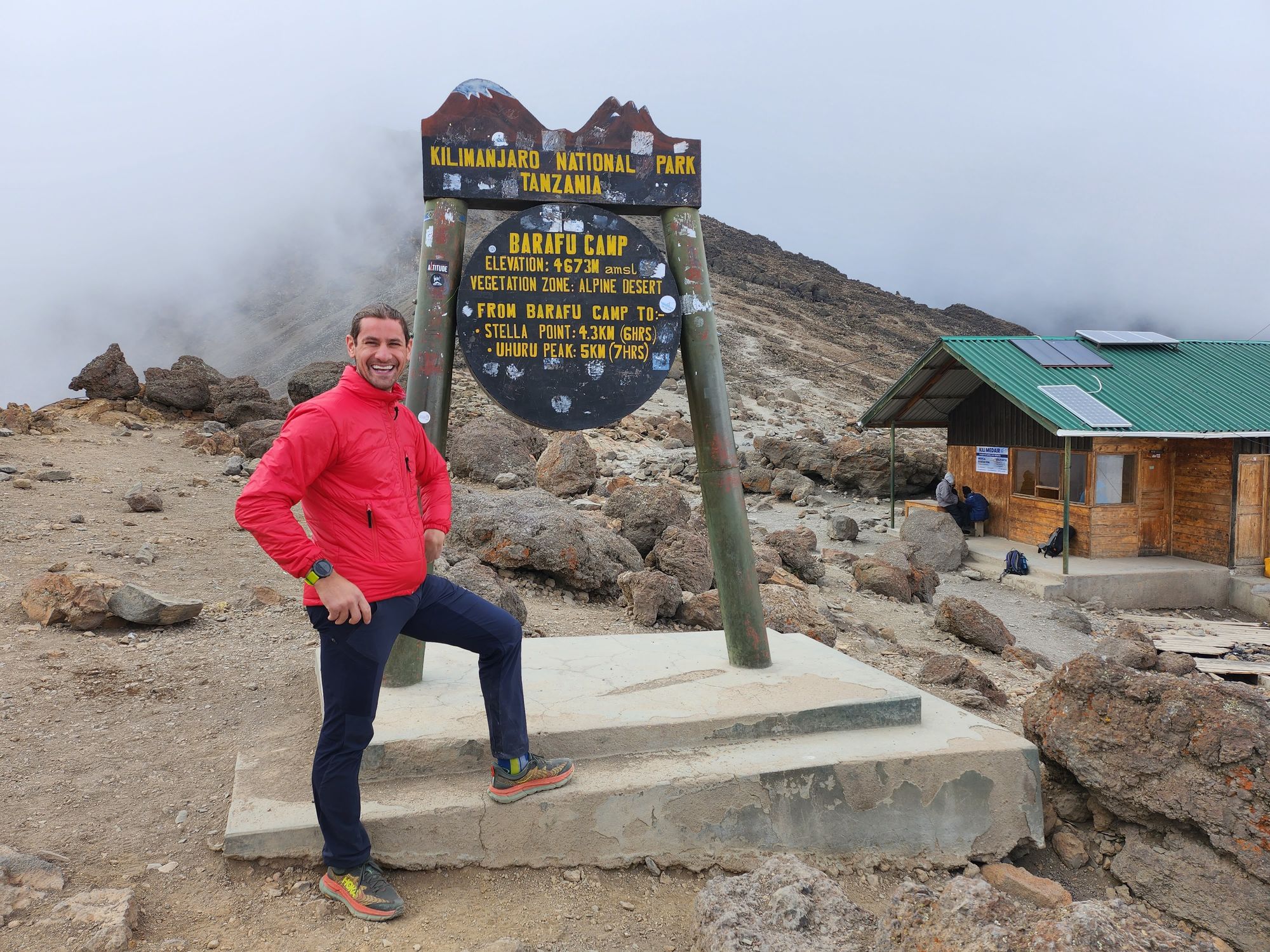 Plimbare pe Kilimanjaro. Vârful Uhuru (5895 m) - cel mai înalt din Tanzania