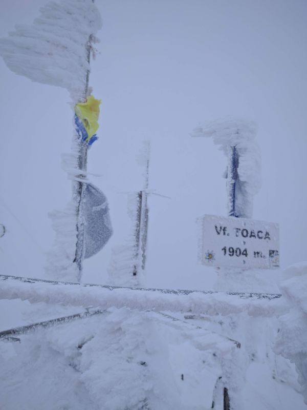 Ceahlău iarna: Izvorul Muntelui - Curmătura Lutu Roșu - Cabana Dochia - Vârful Toaca